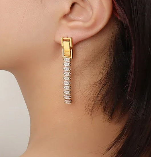 Classic 18k Gold Plated Zircon Drop Earrings - Split Into Two Wears Earrings Classic 18k Gold Plated Zircon Drop Earrings - Split Into Two Wears Earrings